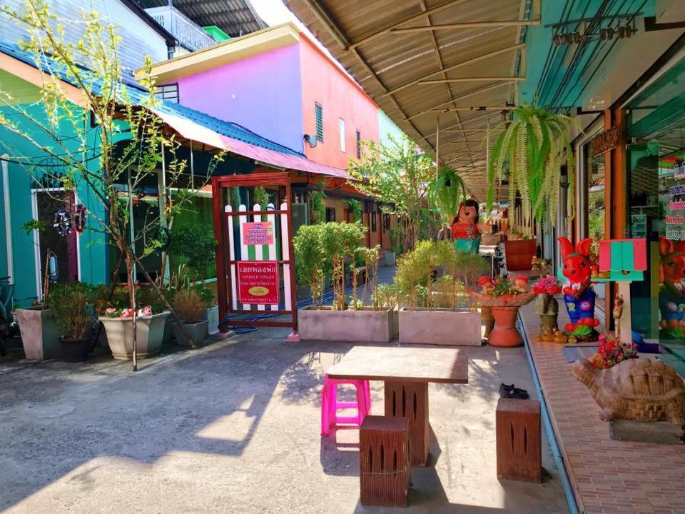 Winny Apartment Rayong Eksteriør billede